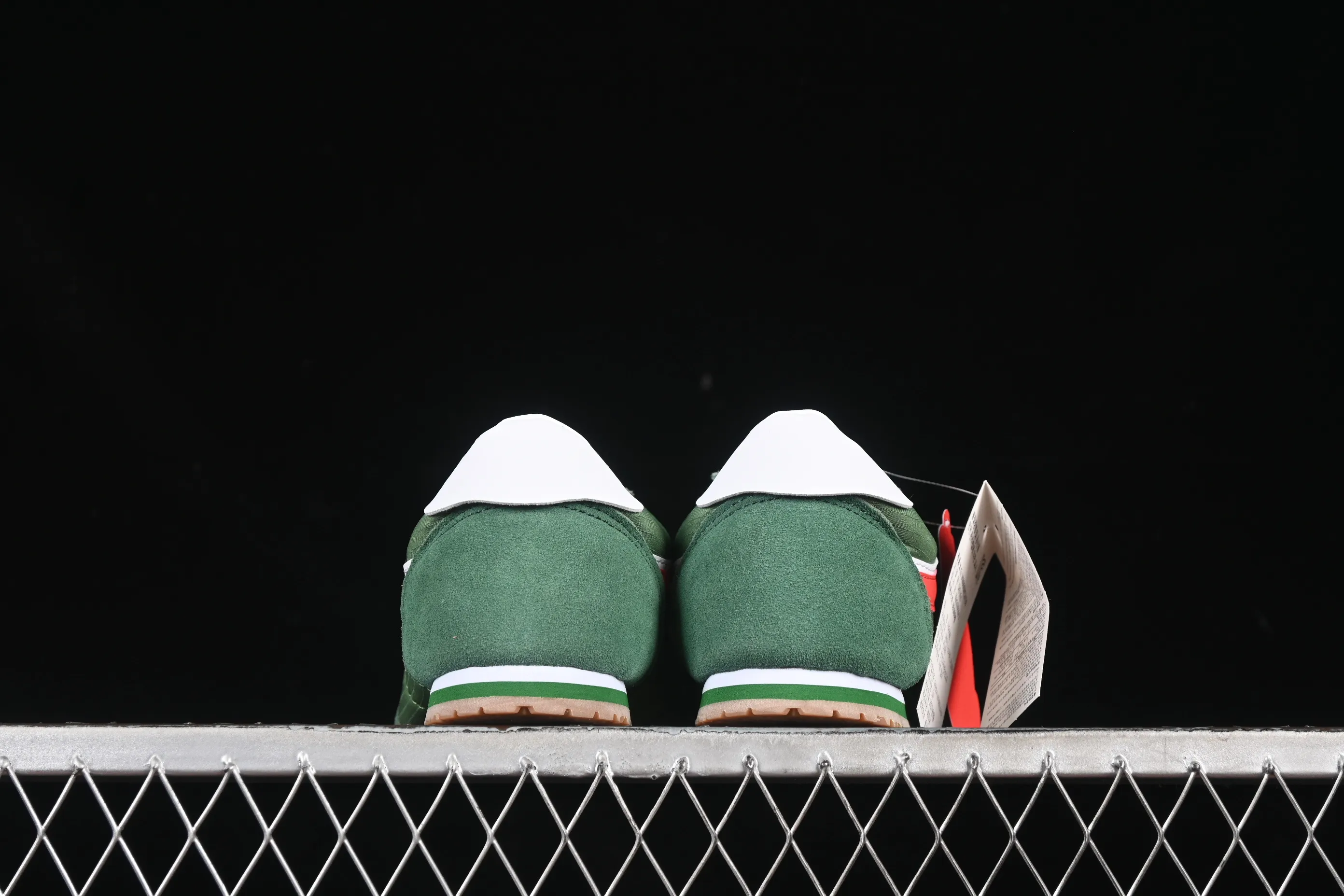 All categories Vans Vans series Vans Low Vans low-top Vans Super Lowpro Vans retro fashion comfortable versatile casual sneakers VN000D83BR1